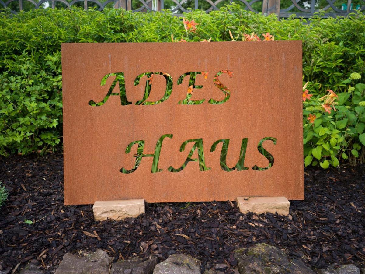 Ades Haus - Wenn'S Gemuetlich Sein Darf! Lejlighed Überherrn Eksteriør billede
